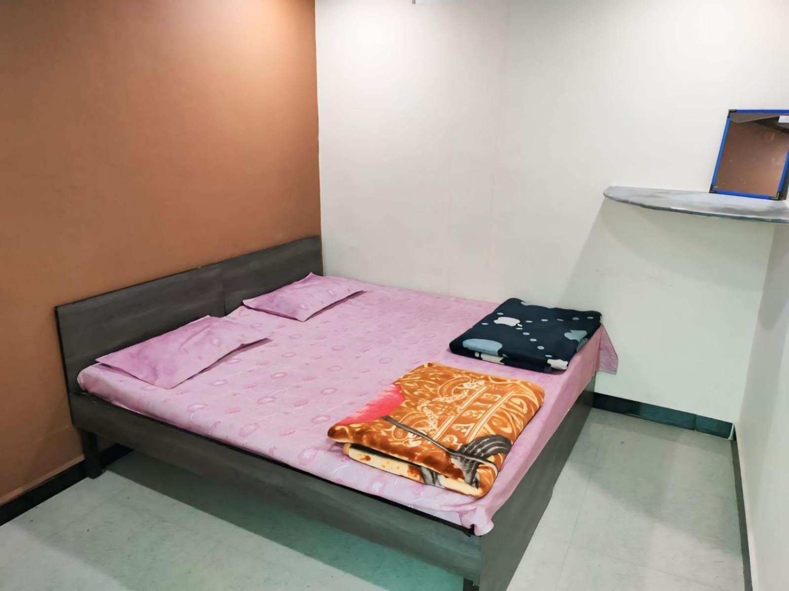 Kailash Kuti Guest House ウッジャイン エクステリア 写真
