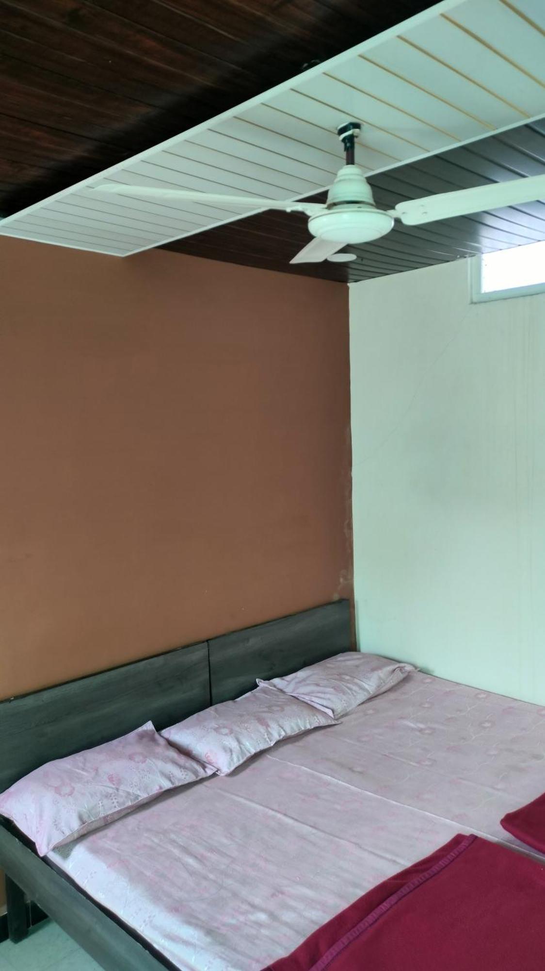 Kailash Kuti Guest House ウッジャイン 部屋 写真